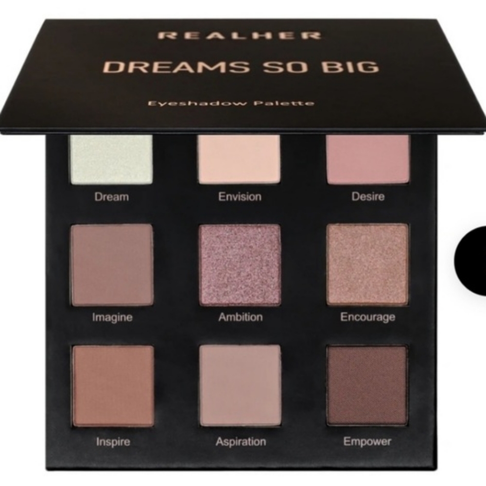 Real Her Dreams So Big eyeshadow palette